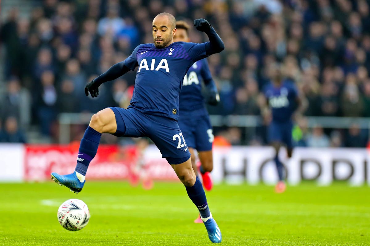 Tottenham's Lucas Moura 'in talks over return to Sao Paulo with