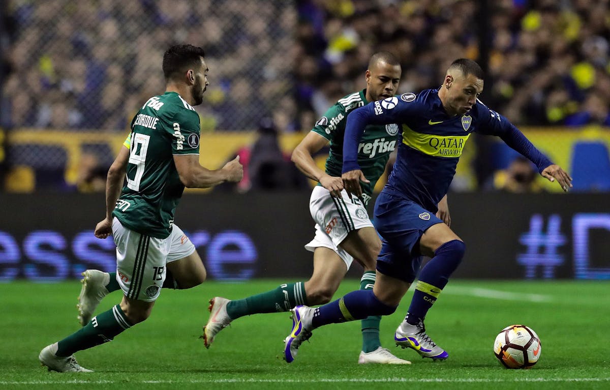 Boca Juniors e Palmeiras jogam pela semifinal da Libertadores