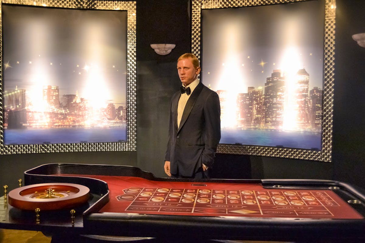 Five thrilling fictional casino players