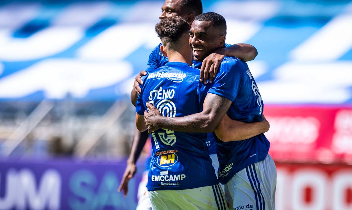 Na primeira partida da “Era Ronaldo”, Cruzeiro enfrenta a URT no Independência